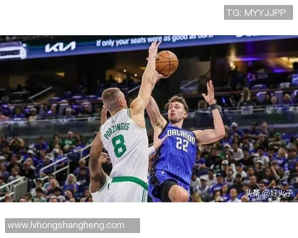 班切罗脚踝扭伤,小瓦格纳28分9篮板,魔术六人得分上双大胜尼克斯,NBA常规赛魔术vs尼克斯战报